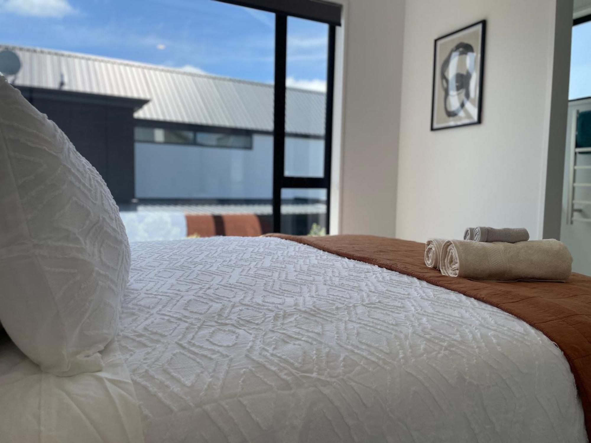 Luxury 2 Bedroom Townhouse Opposite Merivale Mall Christchurch Eksteriør bilde