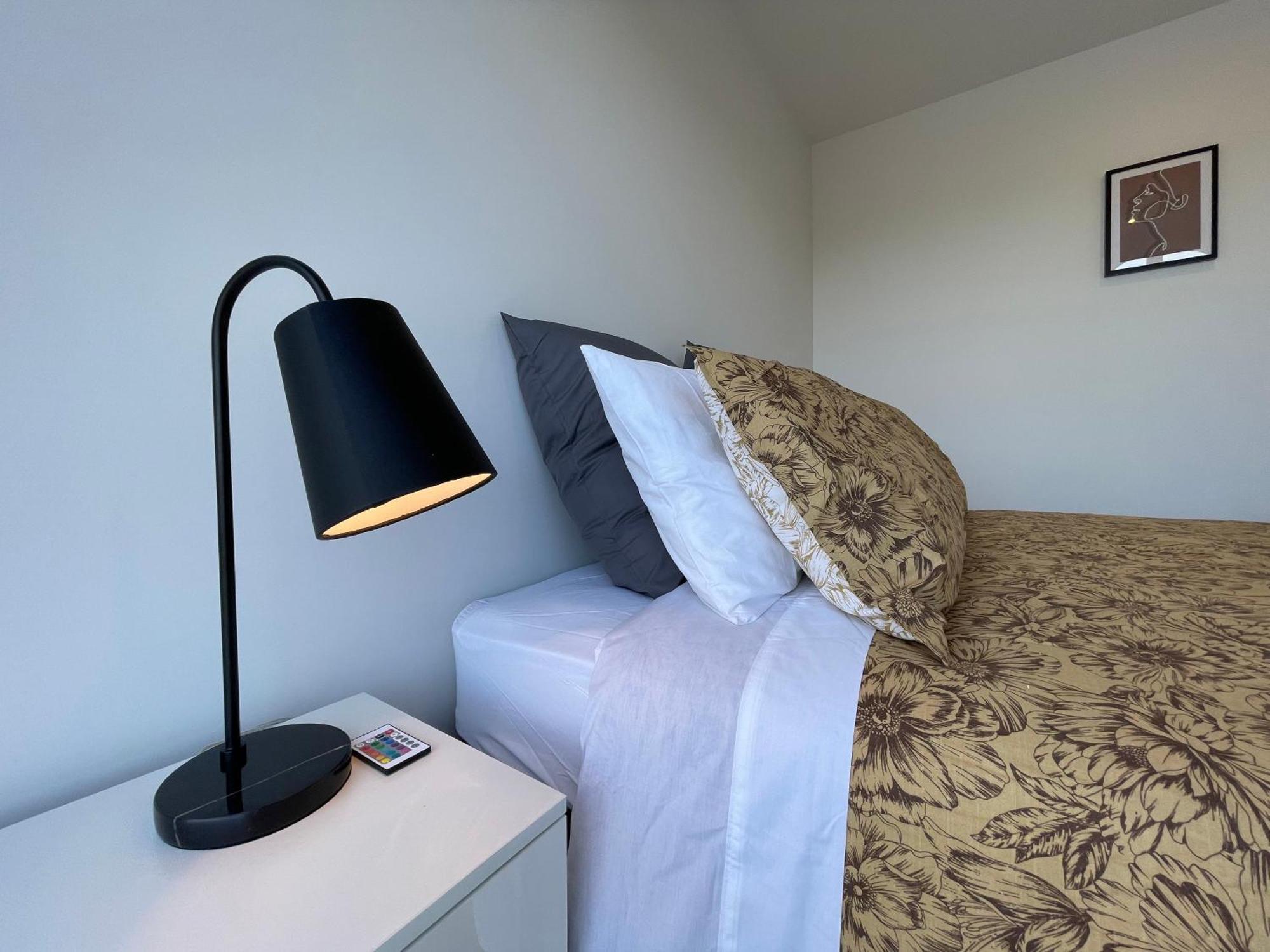 Luxury 2 Bedroom Townhouse Opposite Merivale Mall Christchurch Eksteriør bilde
