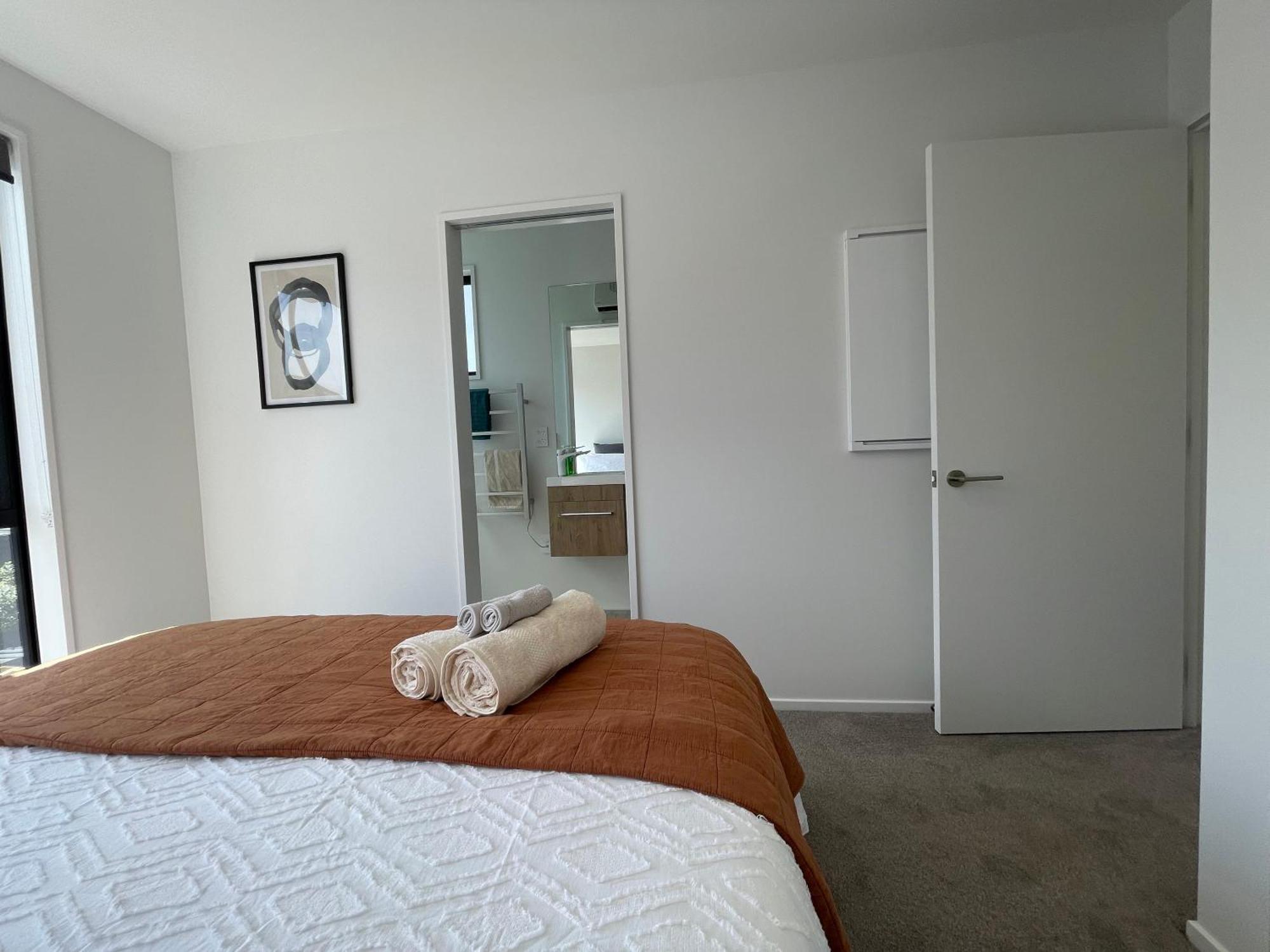 Luxury 2 Bedroom Townhouse Opposite Merivale Mall Christchurch Eksteriør bilde